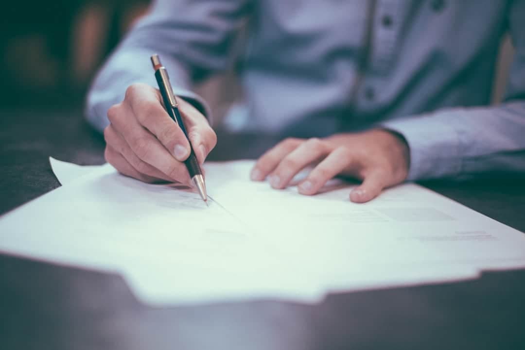 UK public-sector procurement contract signing — supply chain carbon disclosure